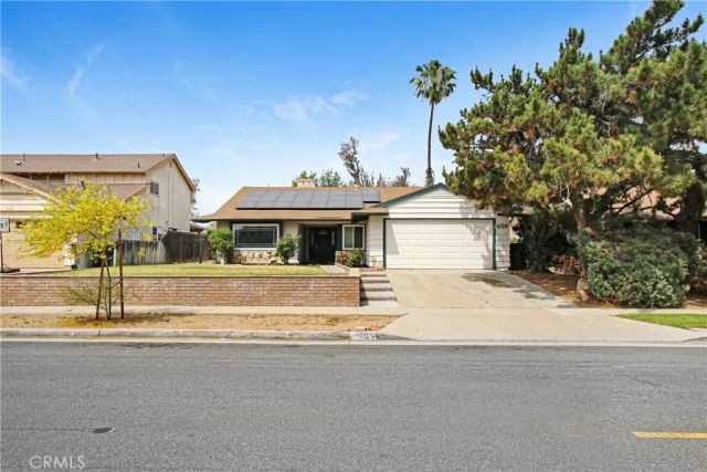 458 Termino Ave, Corona, CA 92879