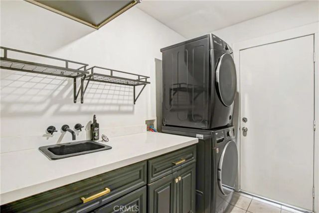 458 Termino Ave, Corona, CA 92879