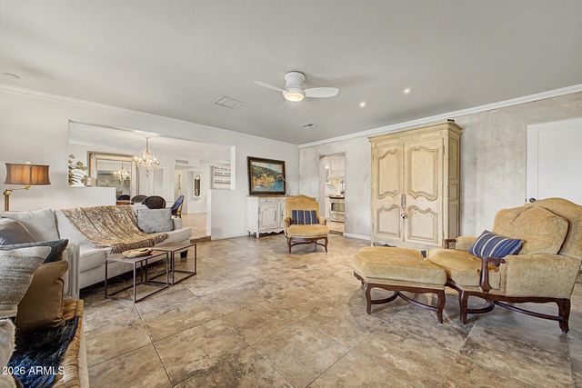 2233 N SUNSET Drive, Mesa, AZ 85215