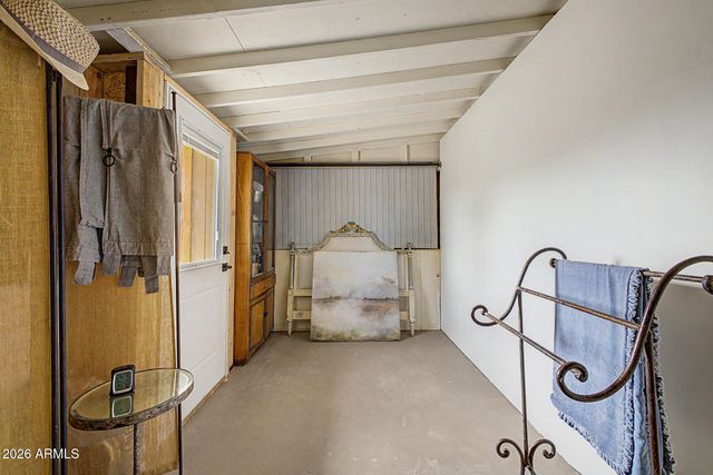 2233 N SUNSET Drive, Mesa, AZ 85215