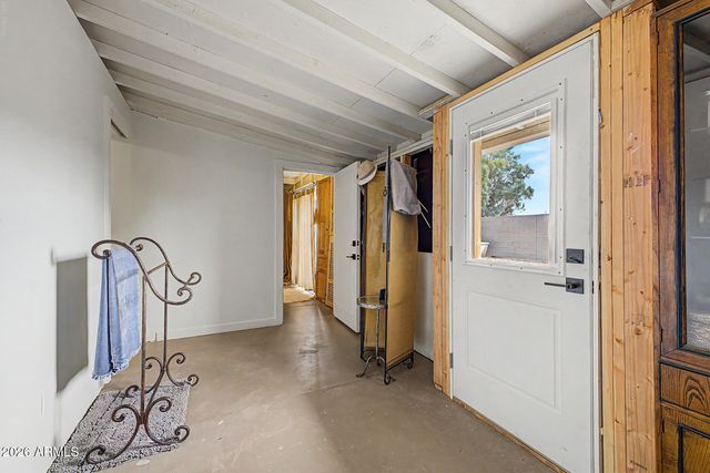 2233 N SUNSET Drive, Mesa, AZ 85215