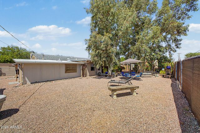 2233 N SUNSET Drive, Mesa, AZ 85215