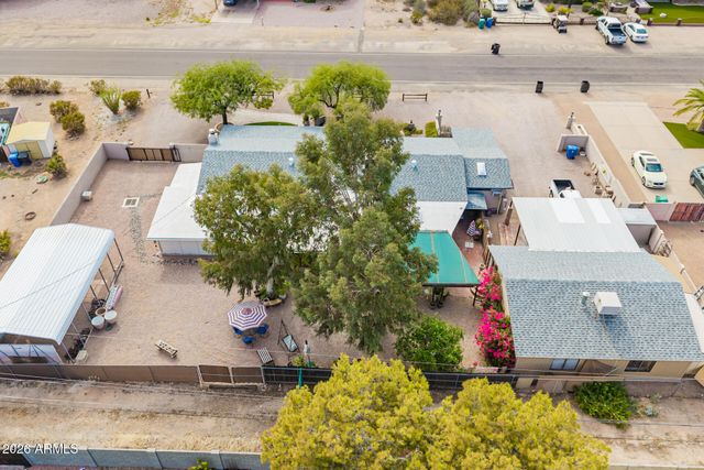 2233 N SUNSET Drive, Mesa, AZ 85215