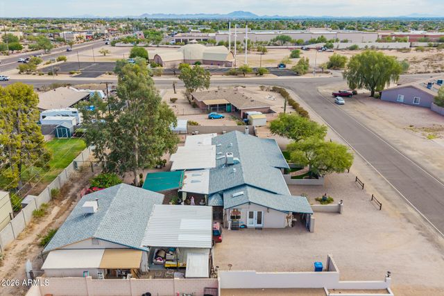 2233 N SUNSET Drive, Mesa, AZ 85215