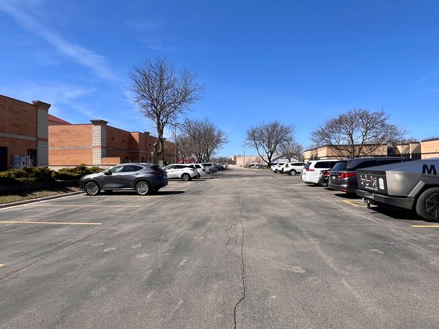 480 W Lake Street 2, Roselle, IL 60172