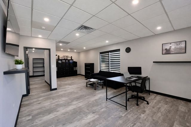 480 W Lake Street 2, Roselle, IL 60172
