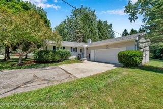 1225 Sandhill Drive, Dewitt, MI 48820