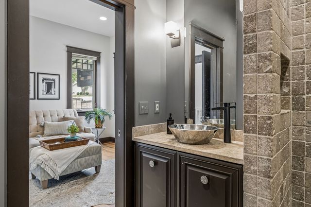 925 Wedgewood Ave, Nashville, TN 37203