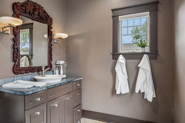 925 Wedgewood Ave, Nashville, TN 37203