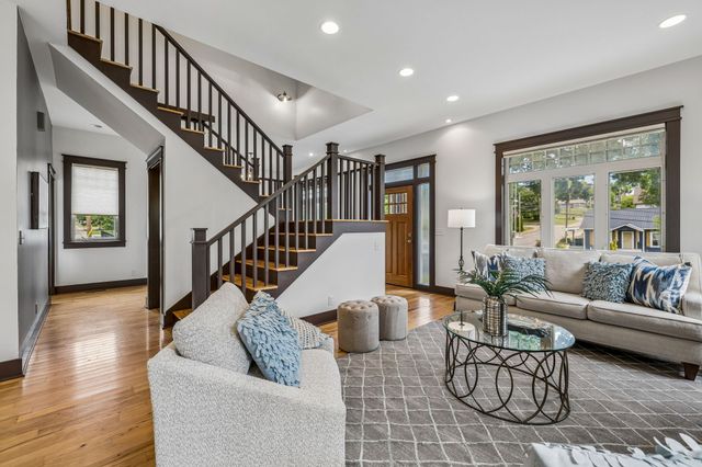 925 Wedgewood Ave, Nashville, TN 37203