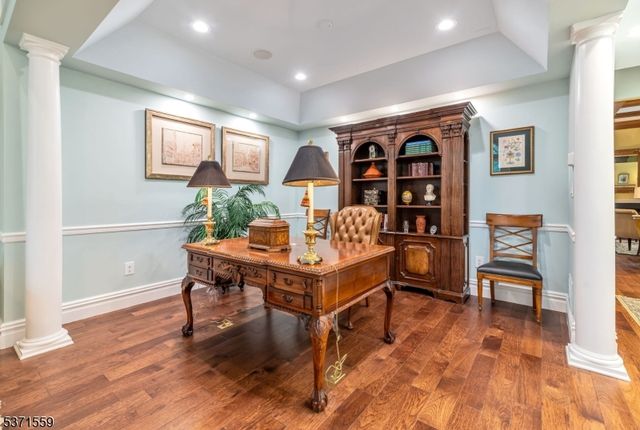 4 Alpine Dr, North Haledon Boro, NJ 07508