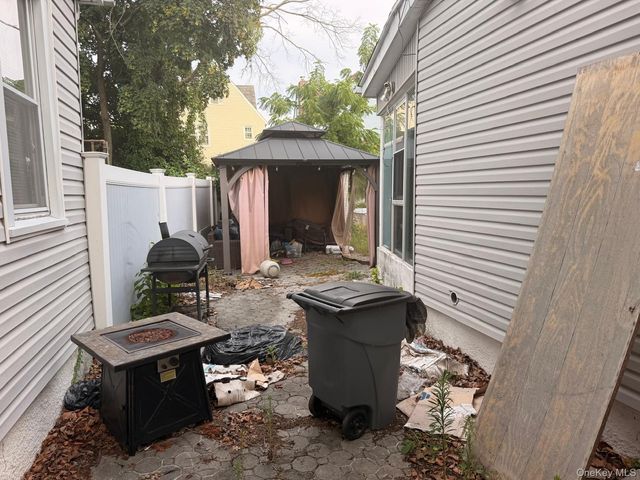 187-22 Keeseville Avenue, Saint Albans, NY 11412