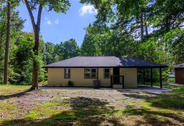 2970 Humphries Drive, Atlanta, GA 30354
