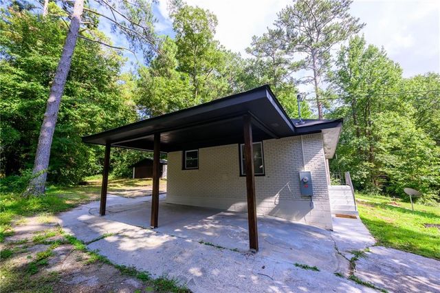 2970 Humphries Drive, Atlanta, GA 30354