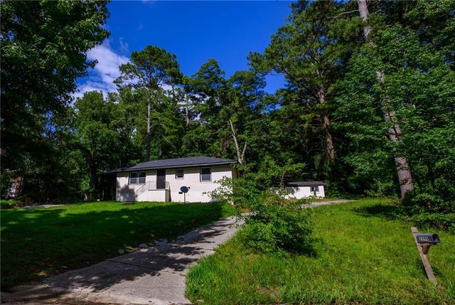 2970 Humphries Drive, Atlanta, GA 30354