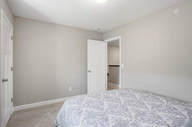 9492 Bridle Way, Victoria, MN 55386