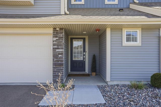 9492 Bridle Way, Victoria, MN 55386