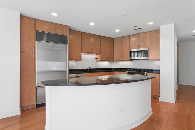 60 E Monroe Street 1807, Chicago, IL 60603