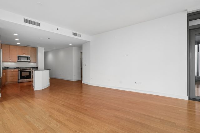 60 E Monroe Street 1807, Chicago, IL 60603
