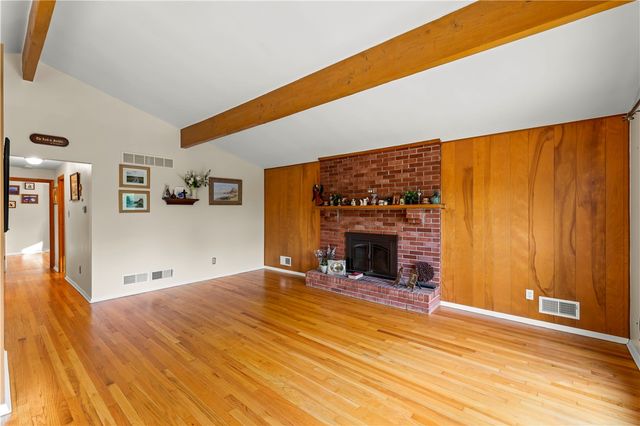 636 Aljo Drive, Upper St Clair, PA 15241