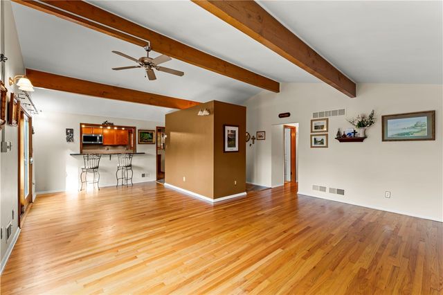636 Aljo Drive, Upper St Clair, PA 15241