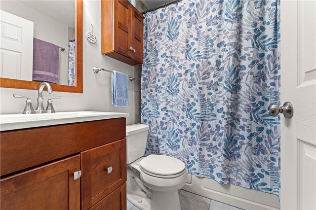 636 Aljo Drive, Upper St Clair, PA 15241