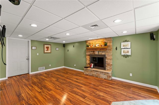 636 Aljo Drive, Upper St Clair, PA 15241