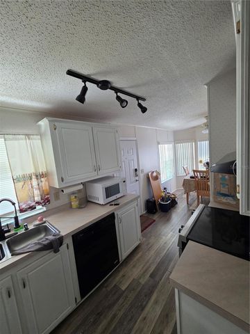 340 CANAL WAY, Oldsmar, FL 34677