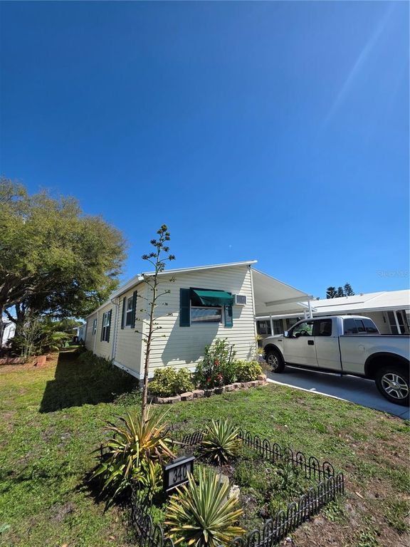 340 CANAL WAY, Oldsmar, FL 34677