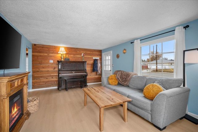 2307 W Rowan Ave Ave, Spokane, WA 99205