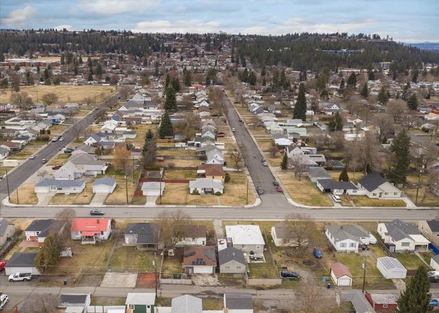 2307 W Rowan Ave Ave, Spokane, WA 99205