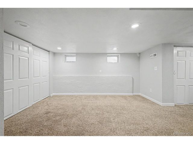 4230 Lipan St, Denver, CO 80211