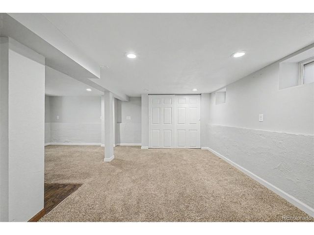4230 Lipan St, Denver, CO 80211