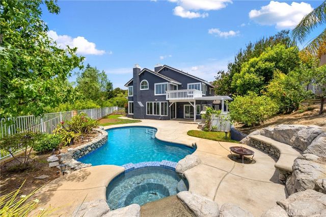 4825 Stonehaven, Yorba Linda, CA 92887
