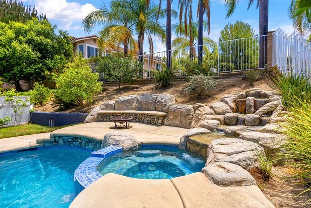 4825 Stonehaven, Yorba Linda, CA 92887