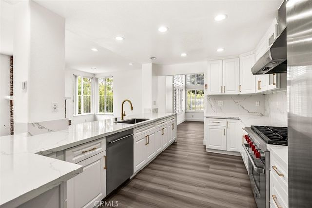 4825 Stonehaven, Yorba Linda, CA 92887