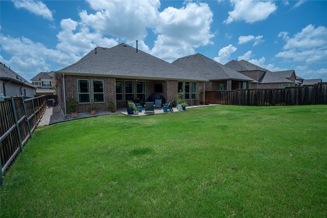 10316 Colina Drive, Fort Worth, TX 76126