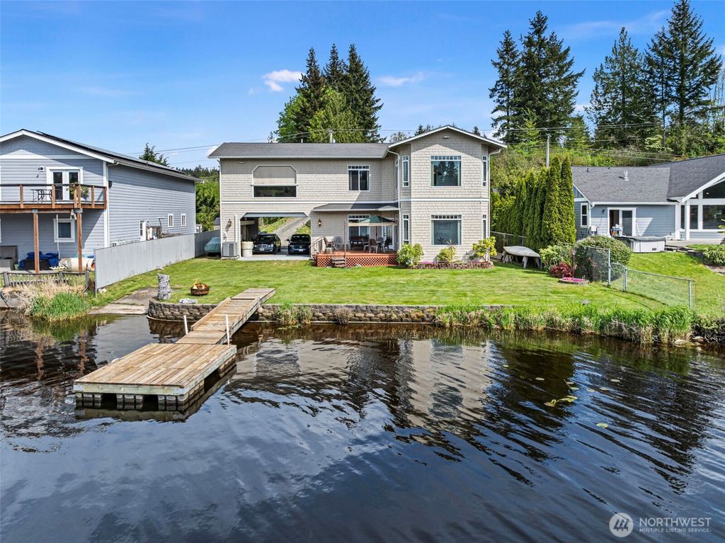 5970 Long Lake Road SE, Port Orchard, WA 98376