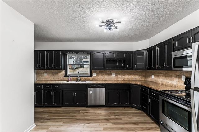 4630 NE 43rd Terrace, Kansas City, MO 64117