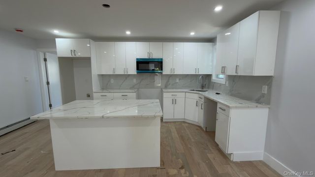4077 Seton Avenue, Bronx, NY 10466