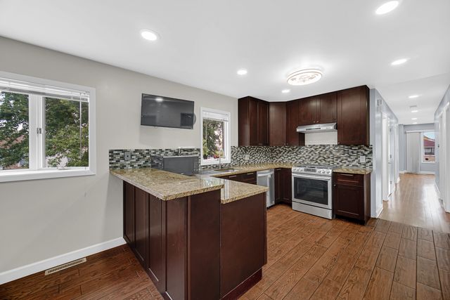 3501 Sarah Street, Franklin Park, IL 60131