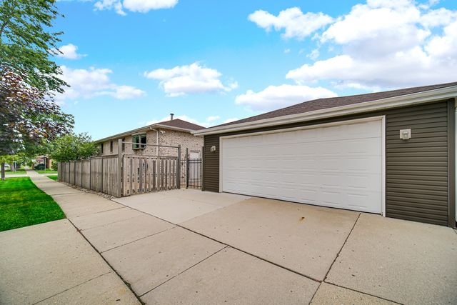 3501 Sarah Street, Franklin Park, IL 60131