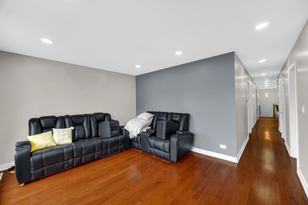 3501 Sarah Street, Franklin Park, IL 60131 — photo 3