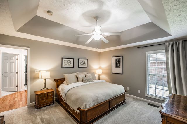 222 Osprey Dr, Gallatin, TN 37066