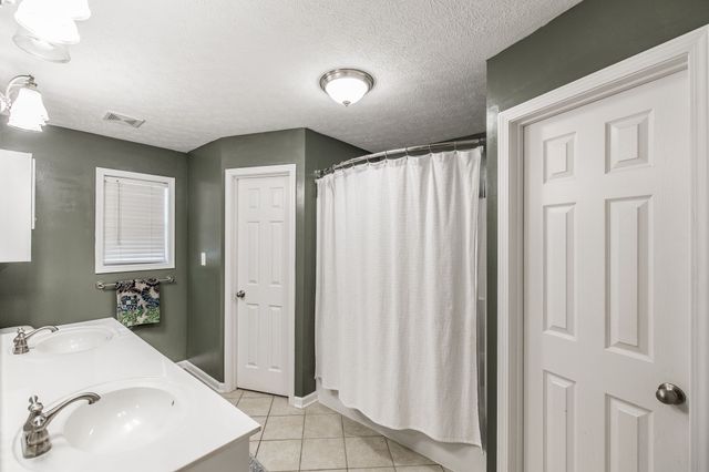222 Osprey Dr, Gallatin, TN 37066