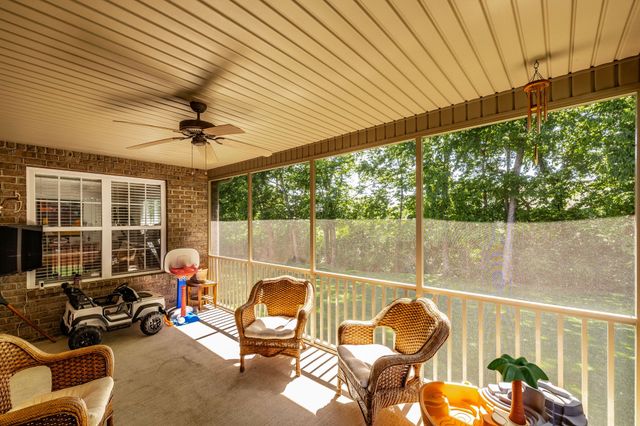 222 Osprey Dr, Gallatin, TN 37066