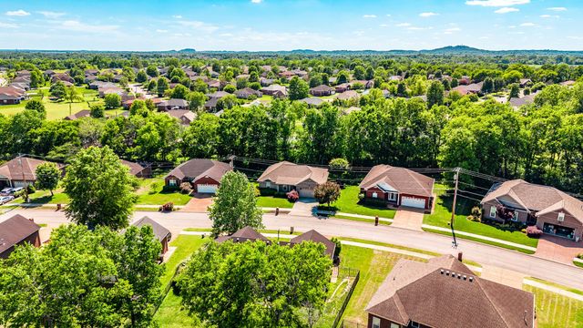 222 Osprey Dr, Gallatin, TN 37066
