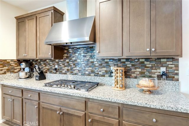 17024 Red Tail Lane, Fontana, CA 92336