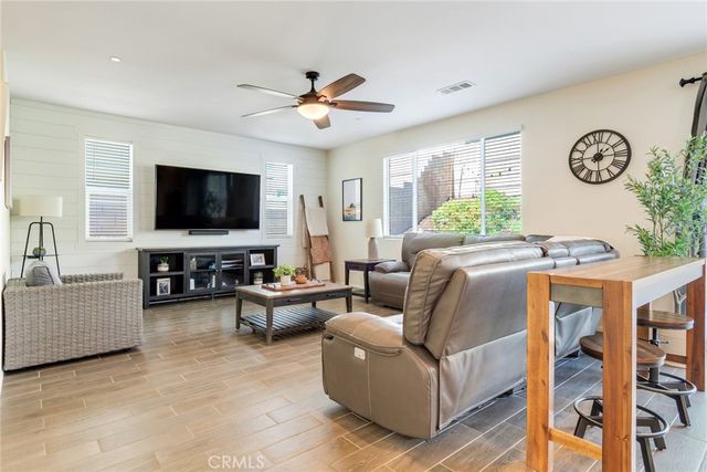 17024 Red Tail Lane, Fontana, CA 92336