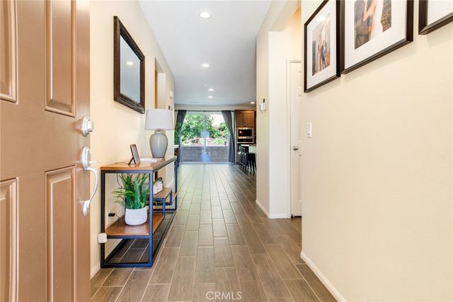 17024 Red Tail Lane, Fontana, CA 92336